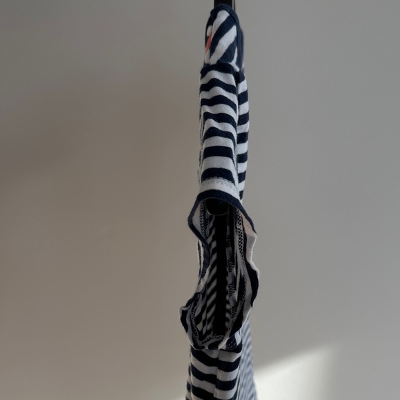 Lands' End Girl’s Navy and Coral Cat Graphic Tee - Picture 6 of 7